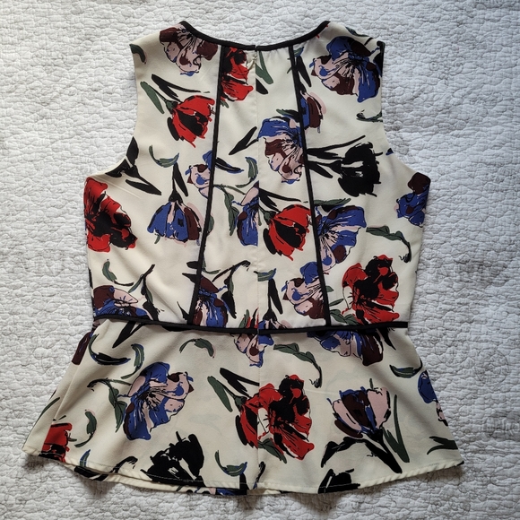 Floral Print Sleeveless - Picture 5 of 7